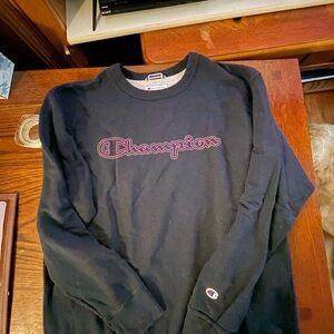 Champion Men's Black Crewneck Sweater